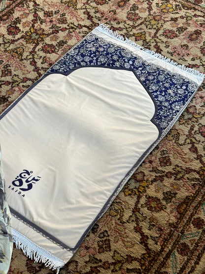 Classic padded Rug