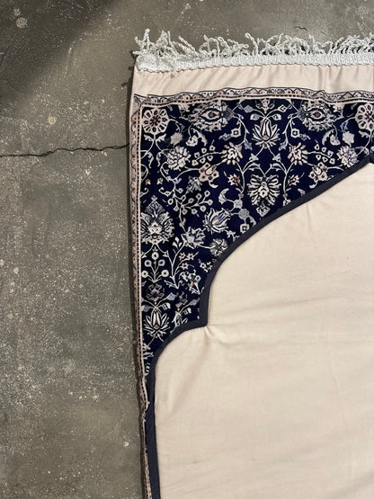 Classic padded Rug