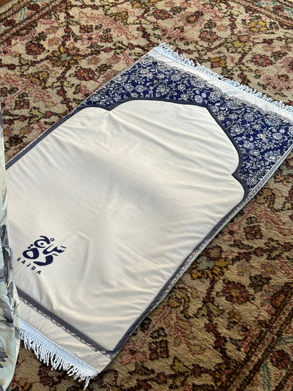 Classic padded Rug